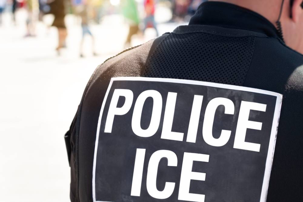 Ice police agent - Officer of Immigration and Customs Enforcement